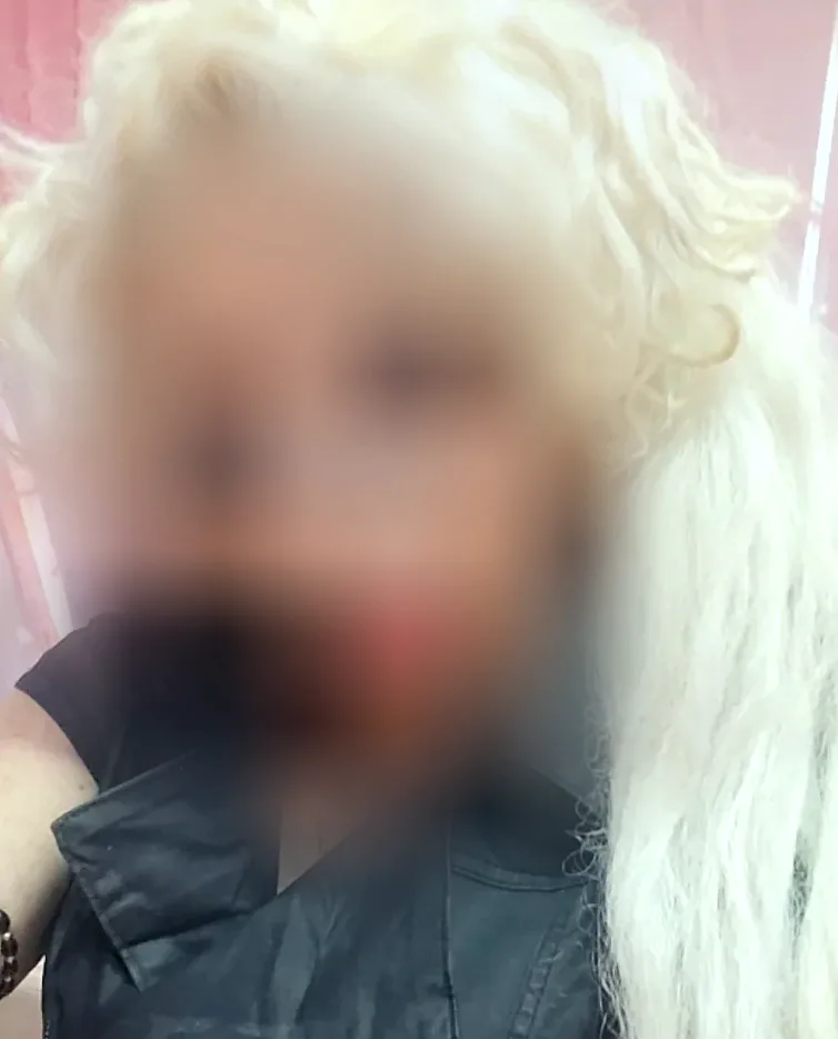 Stella, 30