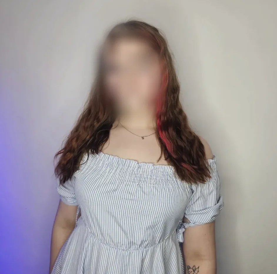 Yvonne, 21